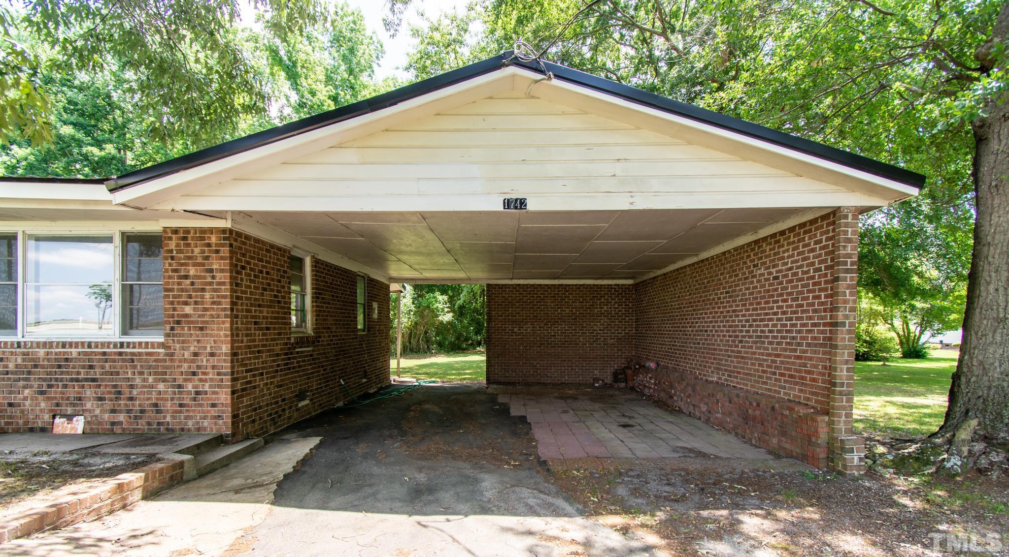 1742 Arrowhead Road Dunn, NC 28334 - Photo 11 of 28 Gallery Image 11