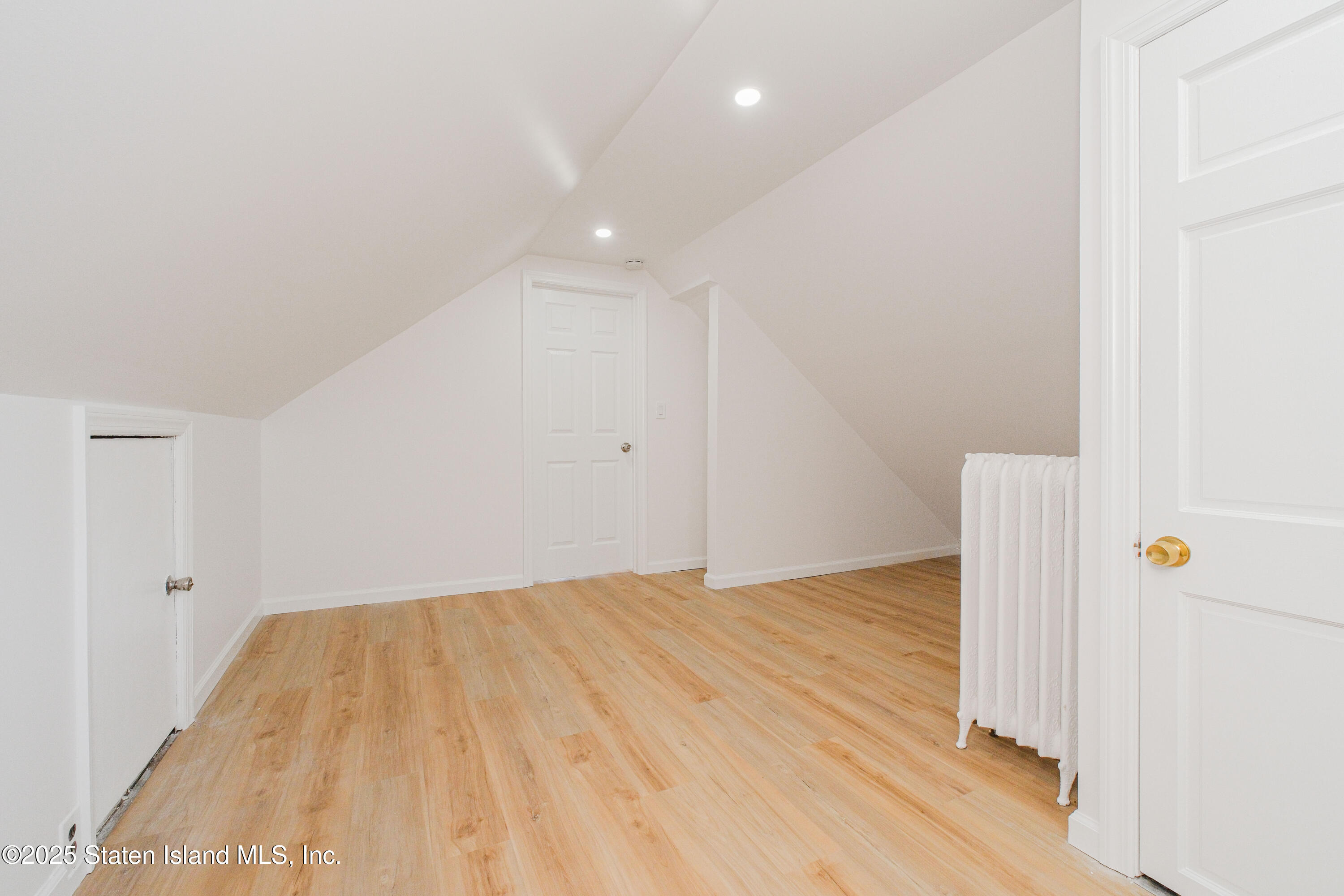 435 Castleton Avenue Staten Island, NY 10301 - Photo 25 of 47 a view of empty room