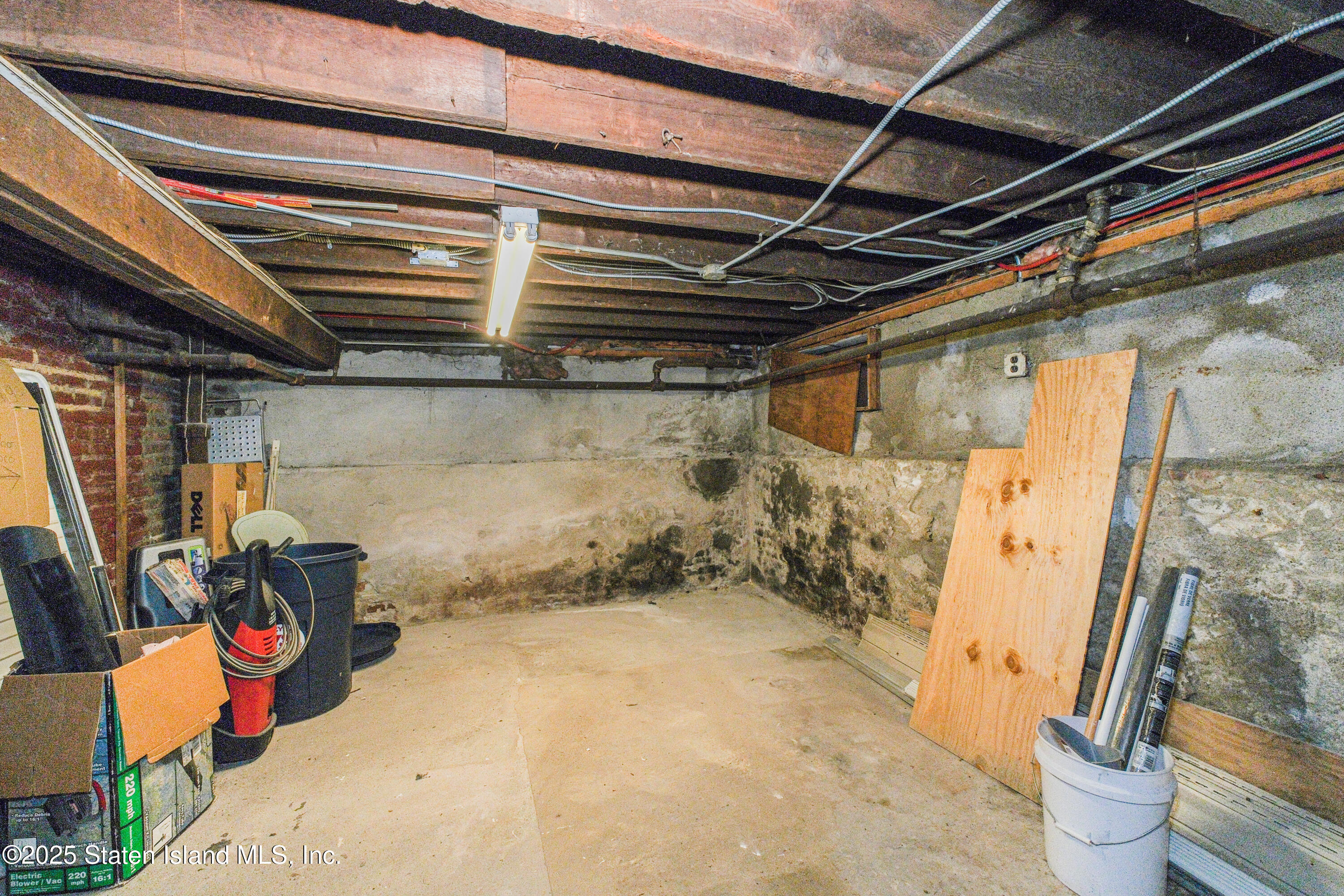 435 Castleton Avenue Staten Island, NY 10301 - Photo 43 of 47 a view of storage and utility room