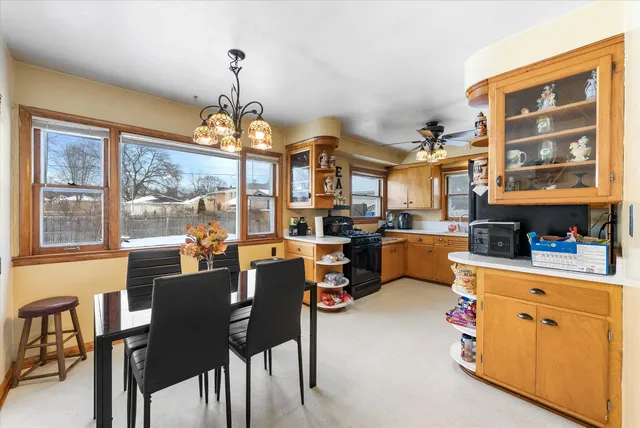 $209,900 | 4220 West Reichert Place, Milwaukee, WI 53209