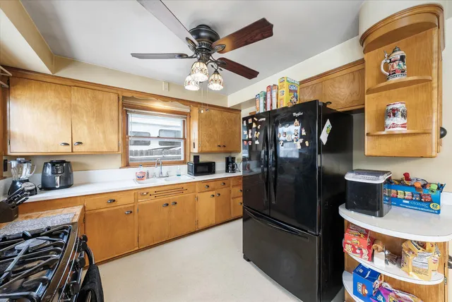 $209,900 | 4220 West Reichert Place, Milwaukee, WI 53209