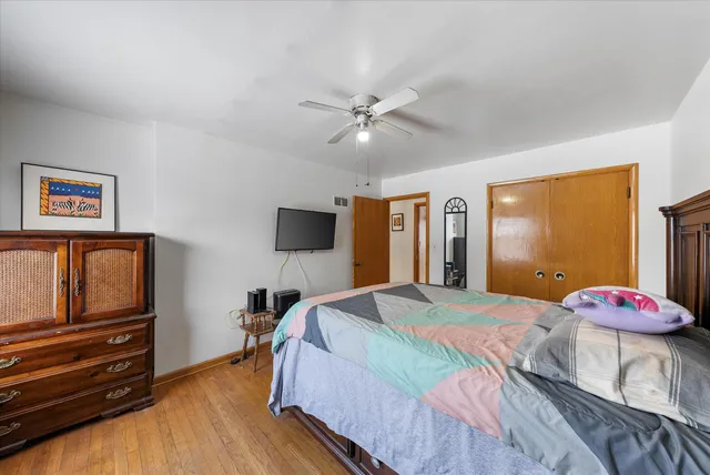 $209,900 | 4220 West Reichert Place, Milwaukee, WI 53209