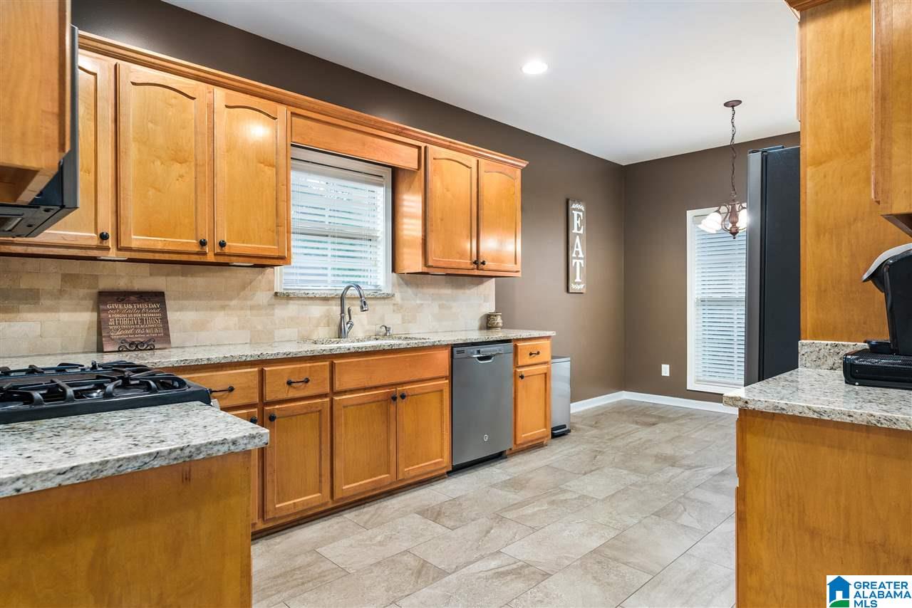 1010 Summit Ridge Way Odenville, AL 35120 - Photo 15 of 31