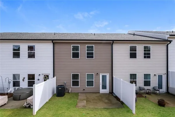 $2,175 | 5350 Fox Den Road, Oakwood, GA 30566