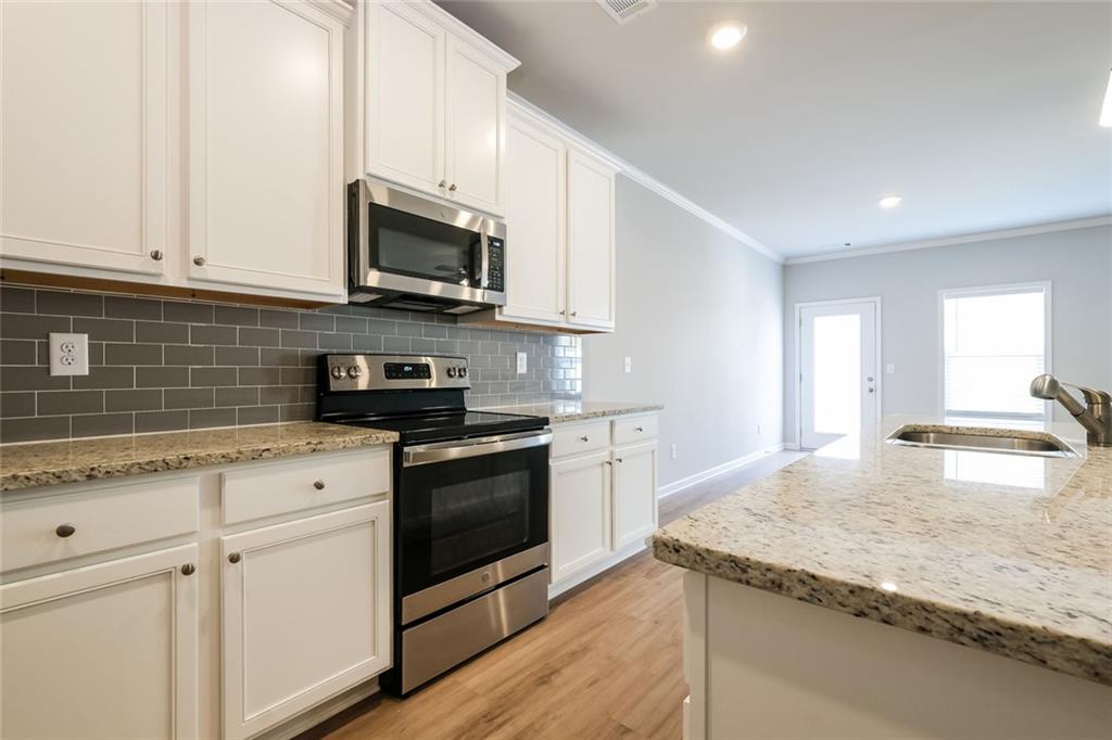 5350 Fox Den Road Oakwood, GA 30566 - Photo 6 of 15