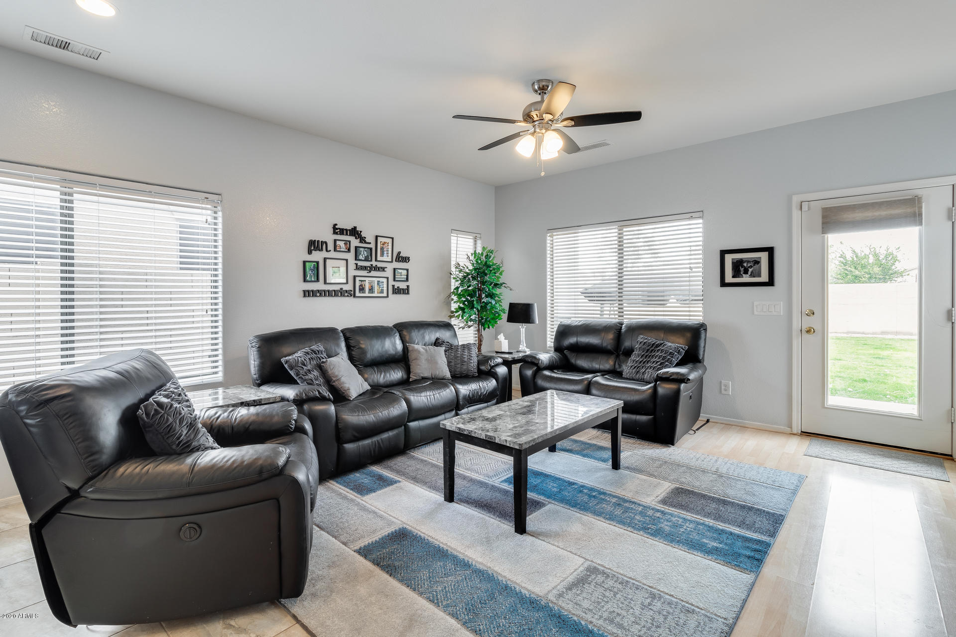 4271 South Rim Road Gilbert, AZ 85297 - Photo 9 of 37