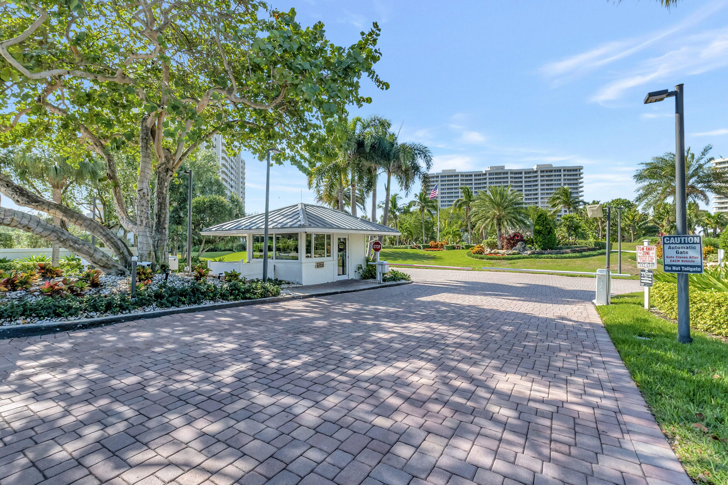4001 North Ocean Boulevard, Unit 705 Boca Raton, FL 33431 - Photo 39 of 83 24 HOUR MANNED GATE