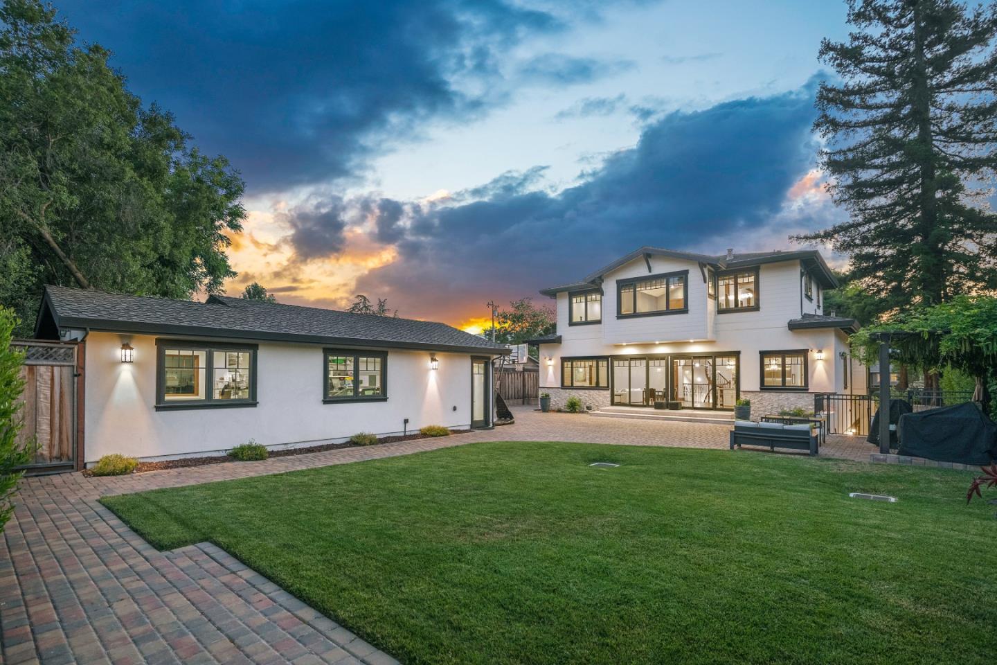 16362 Hilow Road Los Gatos, CA 95032 - Photo 49 of 55 a front view of house with yard and green space