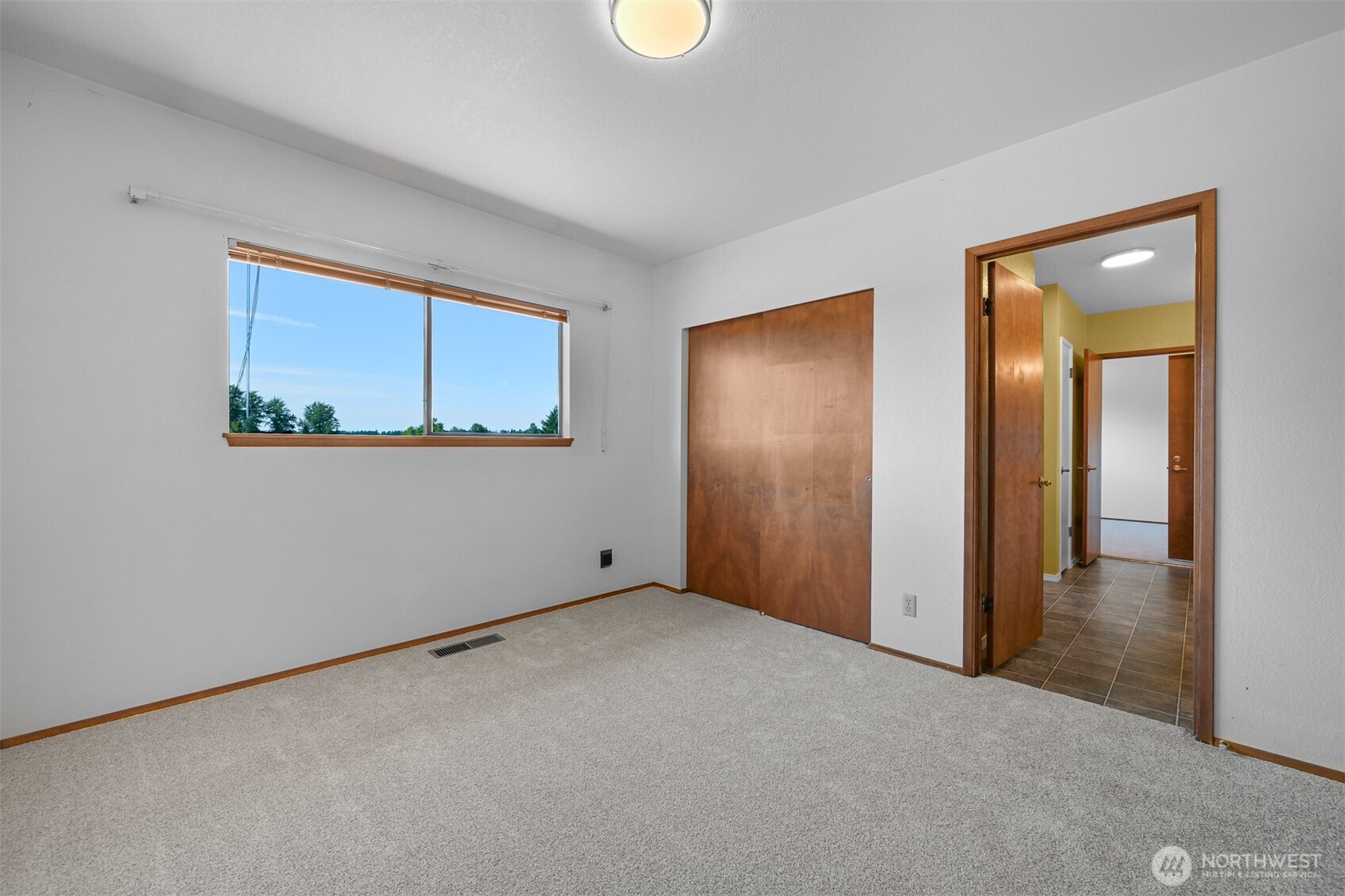 2752 Douglas Road Ferndale, WA 98248 - Photo 30 of 40 Gallery Image 30