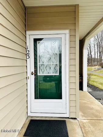 $250,000 | 123 Hampton Pl Boulevard, Troy, NY 12180