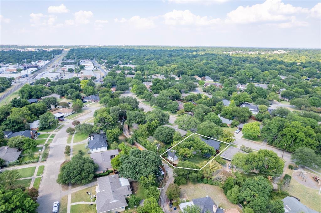 9823 Mercer Drive Dallas, TX 75228 - Photo 38 of 40 Lush and Green