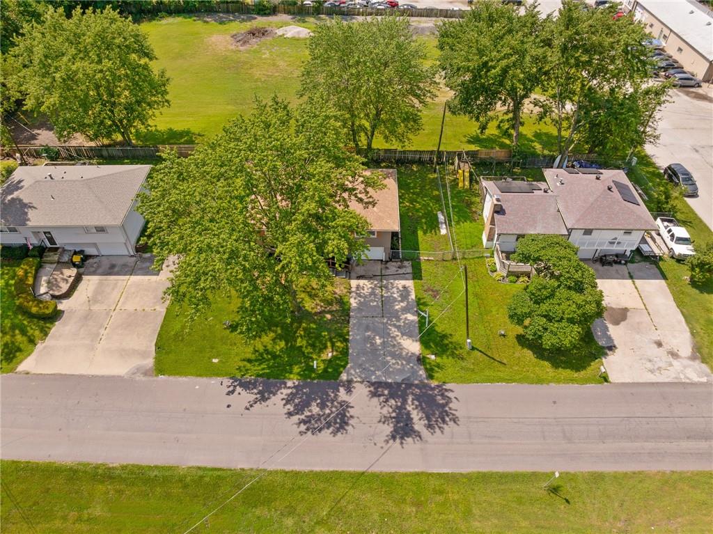 305 West South Street Spring Hill, KS 66083 - Photo 55 of 59