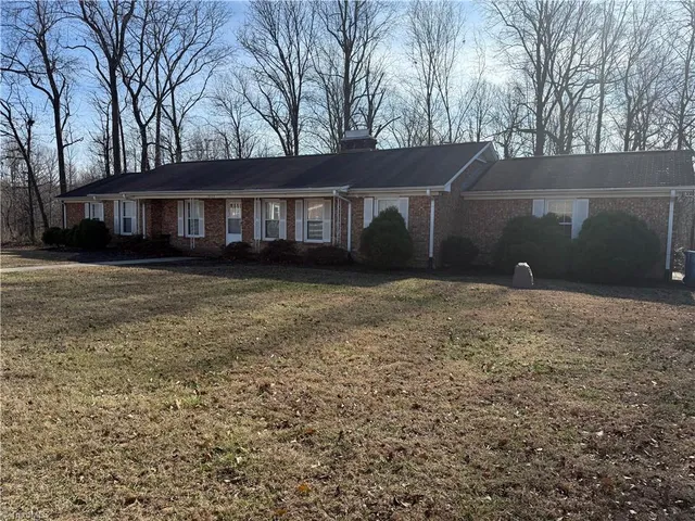 $1,875 | 1022 E. Sheraton Park Road, Pleasant Garden, NC 27313