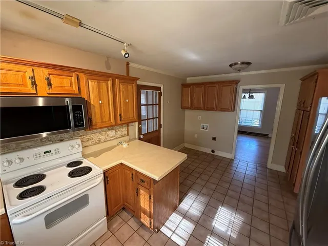 $1,875 | 1022 E. Sheraton Park Road, Pleasant Garden, NC 27313