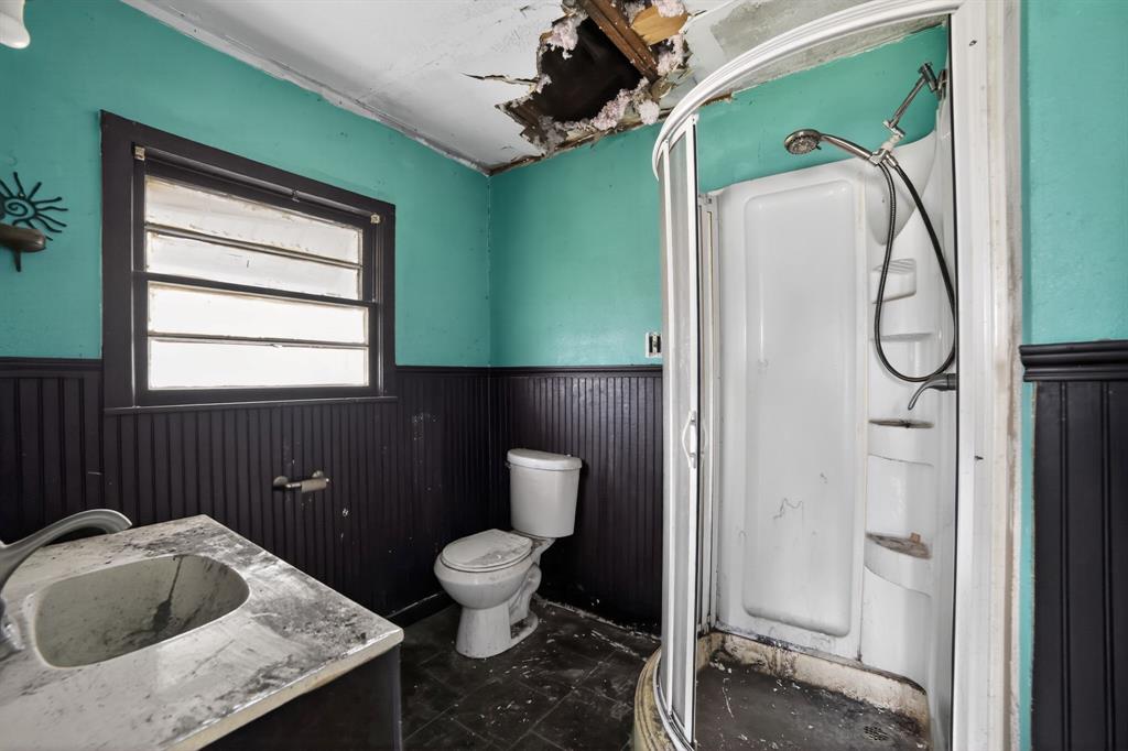 2519 Taylor Street Commerce, TX 75428 - Photo 18 of 32