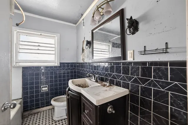 $94,000 | 2519 Taylor Street, Commerce, TX 75428