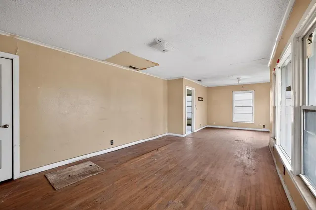 $94,000 | 2519 Taylor Street, Commerce, TX 75428