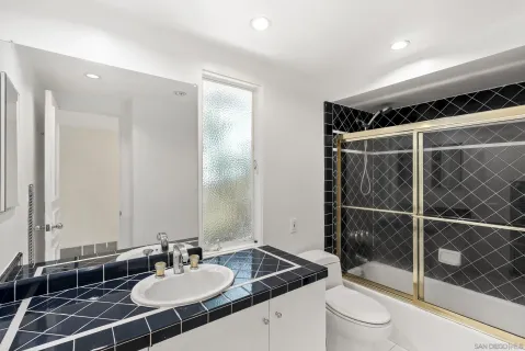 $3,495,000 | 2326 Rue Adriane, La Jolla, CA 92037