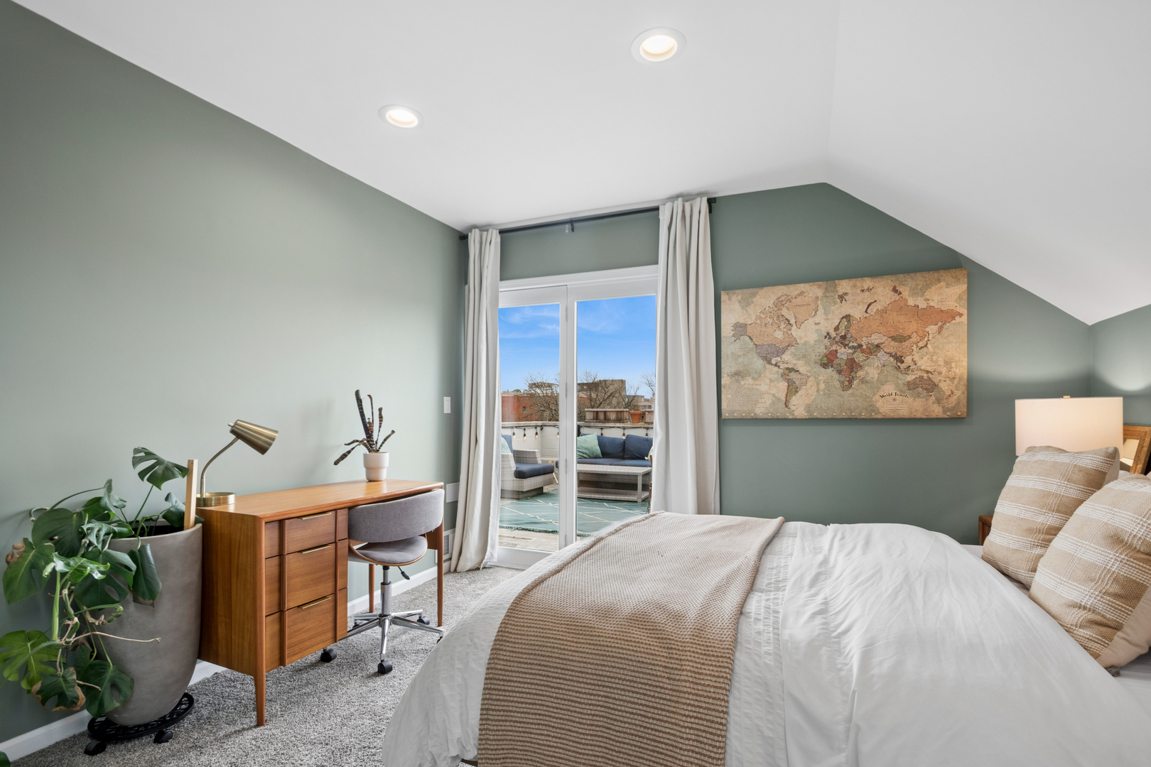 3141 North Racine Avenue, Unit 3 Chicago, IL 60657 - Photo 18 of 24