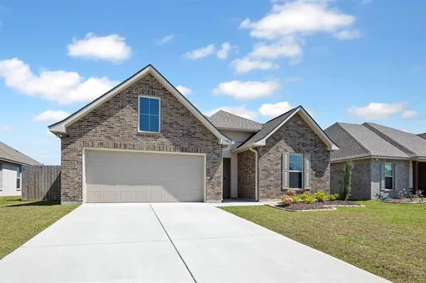 $260,000 | 25786 Pristine Street, Denham Springs, LA 70726