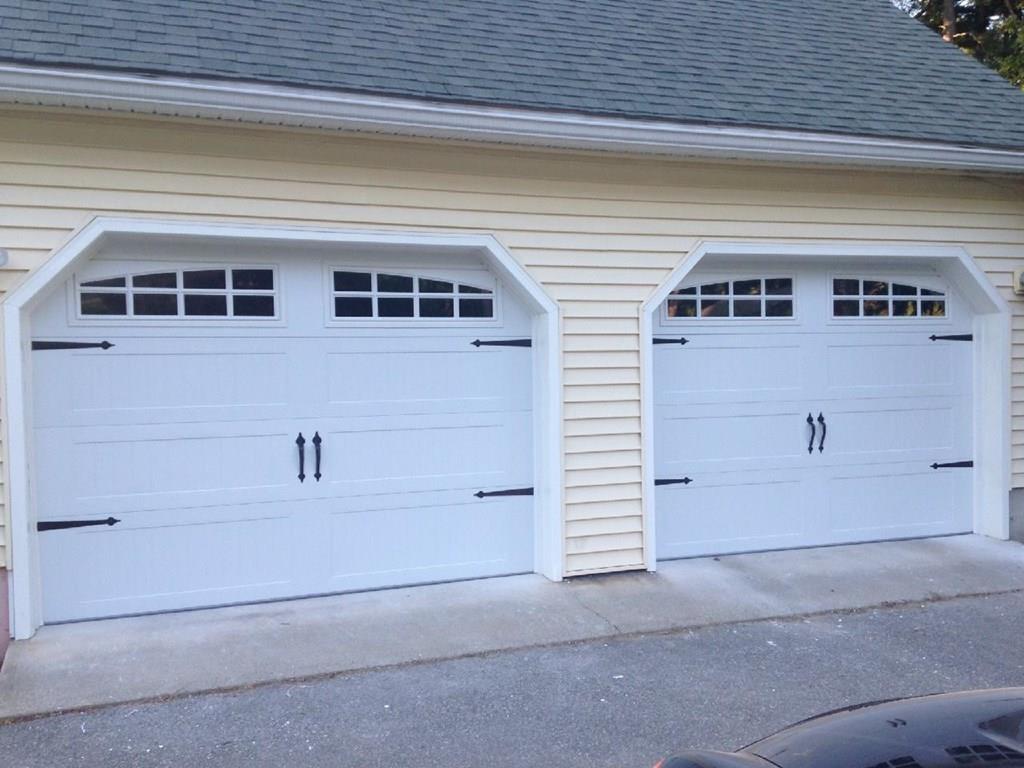 1 Edgar Road Billerica, MA 01821 - Photo 3 of 32 a front view of a house