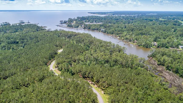 $25,000 | 48 Madison Avenue, Oriental, NC 28571