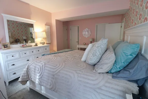 $385,000 | 204 Tall Oaks Drive, Unit F, Weymouth, MA 02190