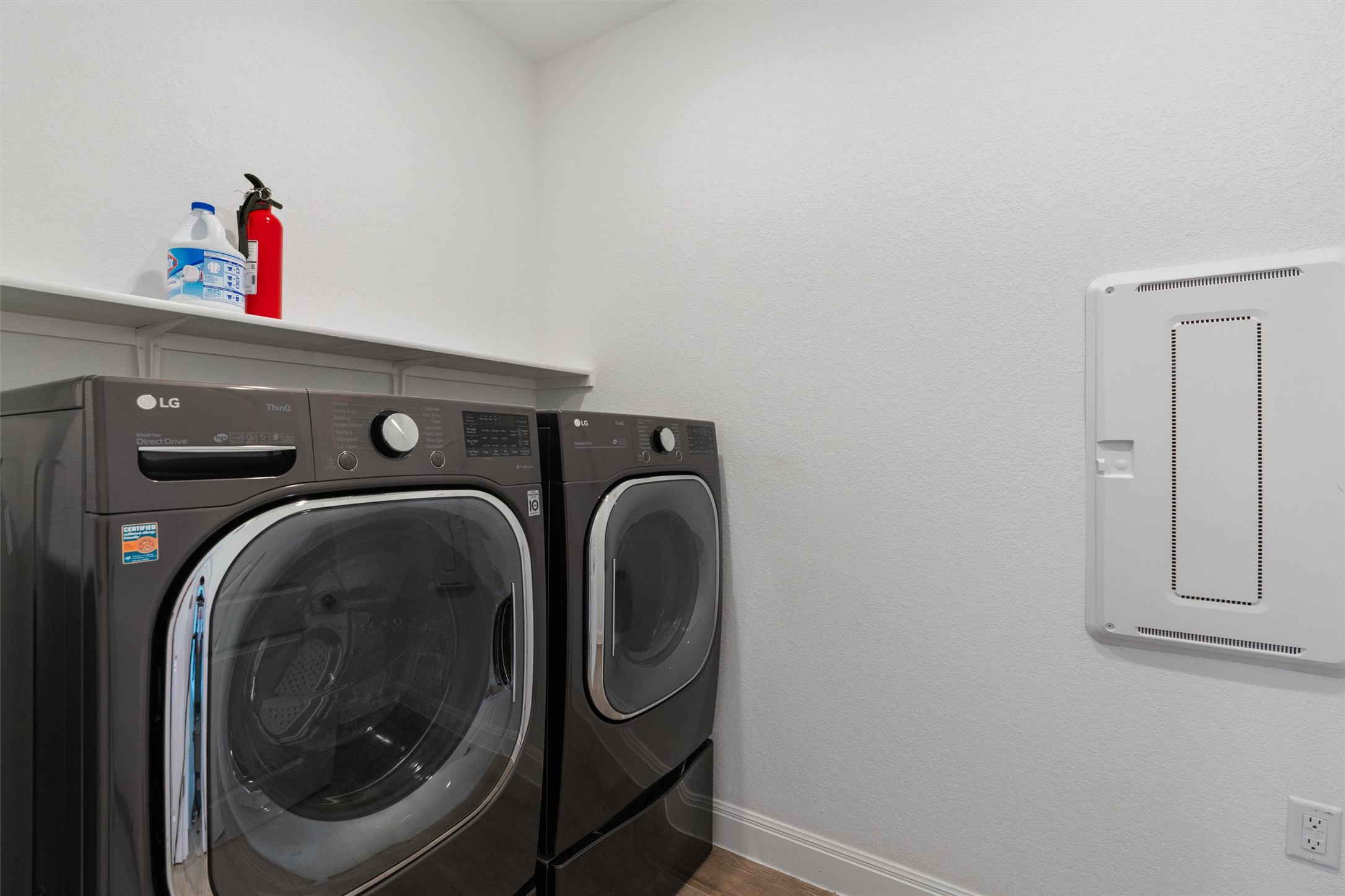 202 Spanish Star Street Georgetown, TX 78633 - Photo 26 of 32 a utility room with dryer and washer