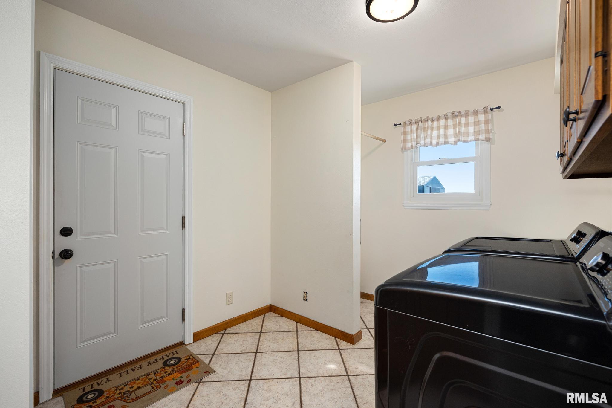 26101 Schuck Road Washington, IL 61571 - Photo 15 of 47