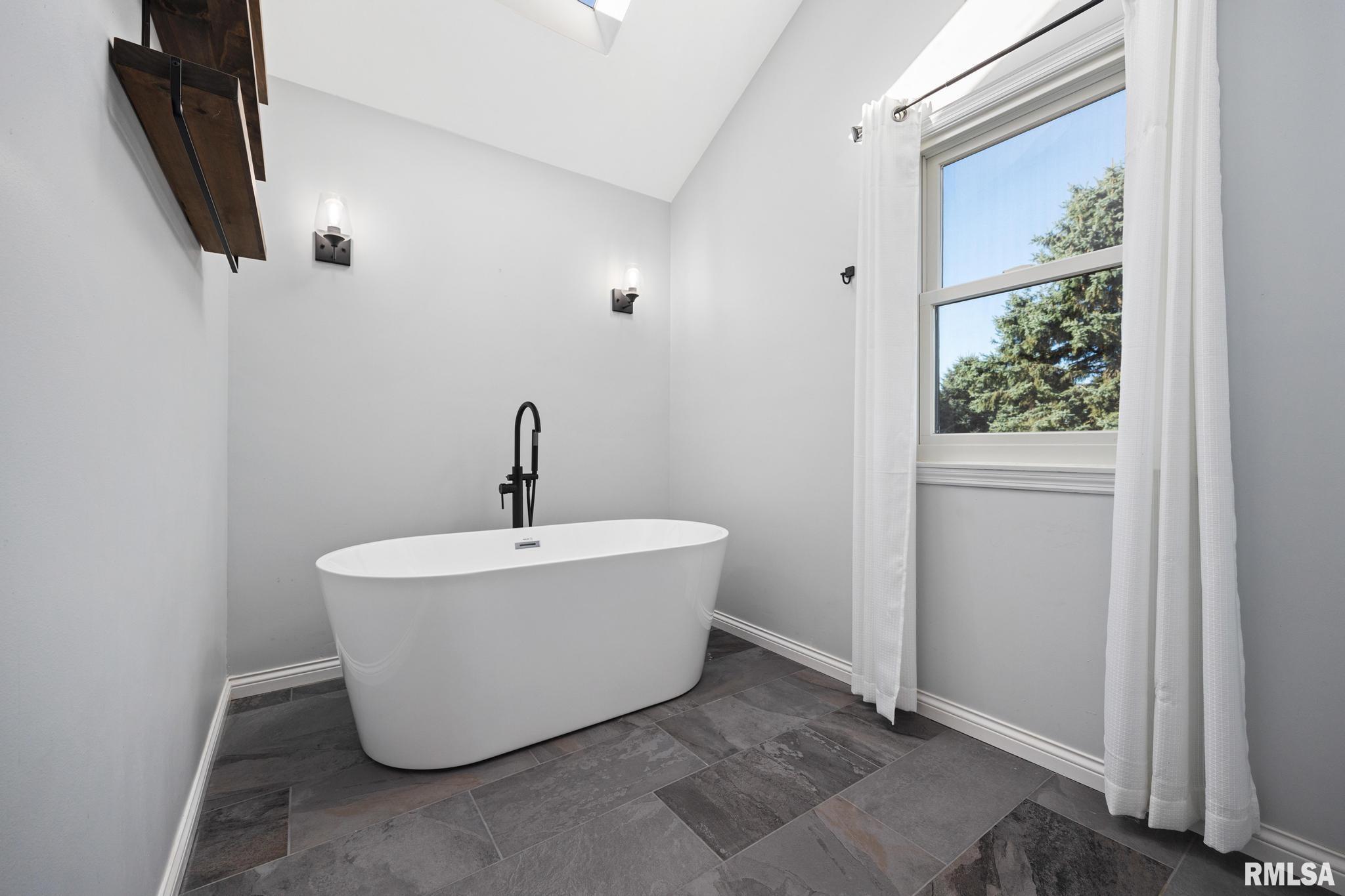 26101 Schuck Road Washington, IL 61571 - Photo 25 of 47