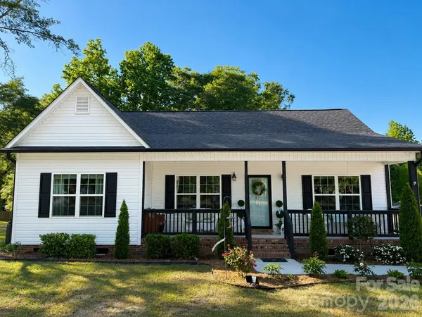 $289,900 | 309 East Godfrey Street, Pageland, SC 29728