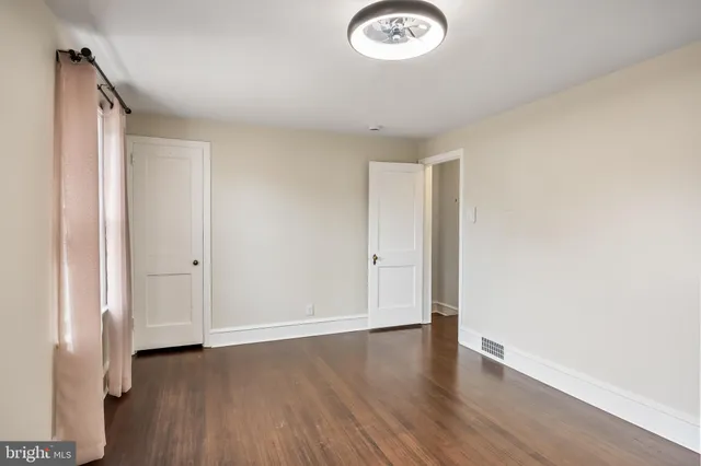 $3,500 | 113 West Albertson Avenue, Haddon Township, NJ 08108