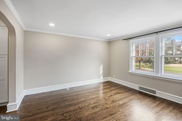 $3,500 | 113 West Albertson Avenue, Haddon Township, NJ 08108