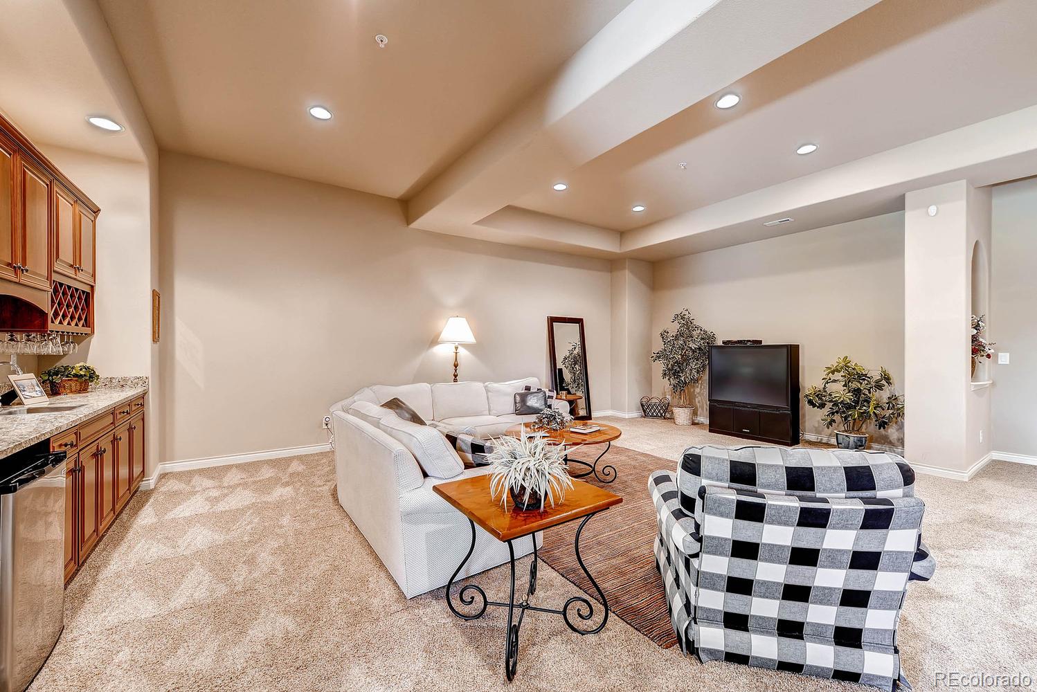 4306 Chateau Ridge Road Castle Rock, CO 80108 - Photo 16 of 28 Gallery Image 16