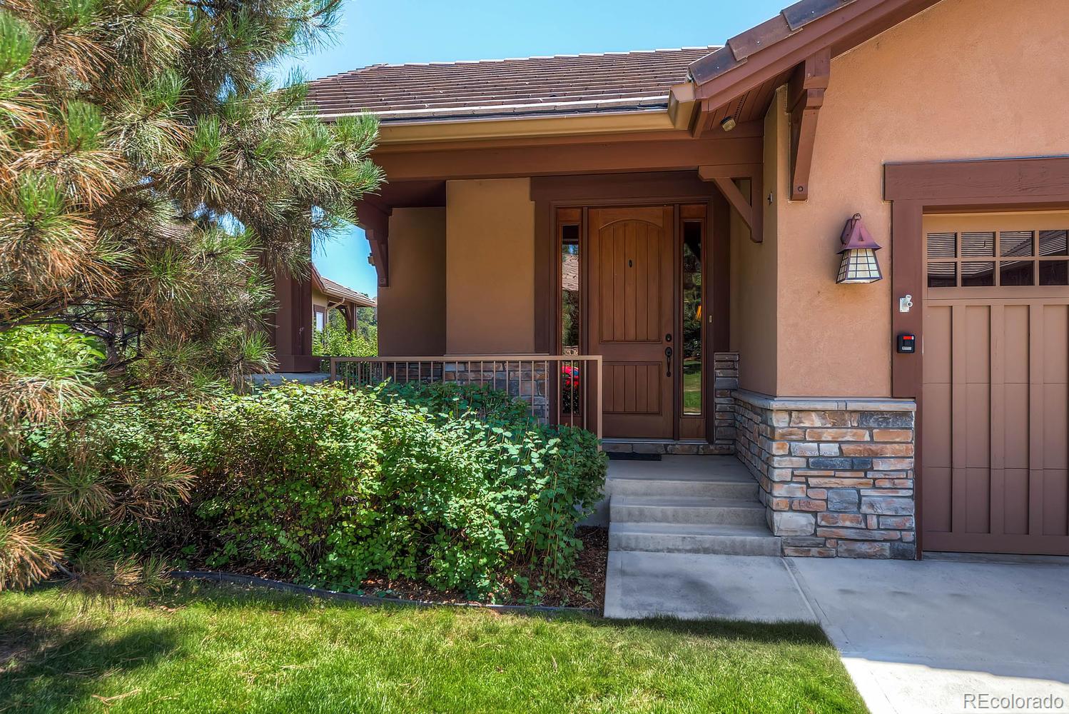 4306 Chateau Ridge Road Castle Rock, CO 80108 - Photo 3 of 28 Gallery Image 3