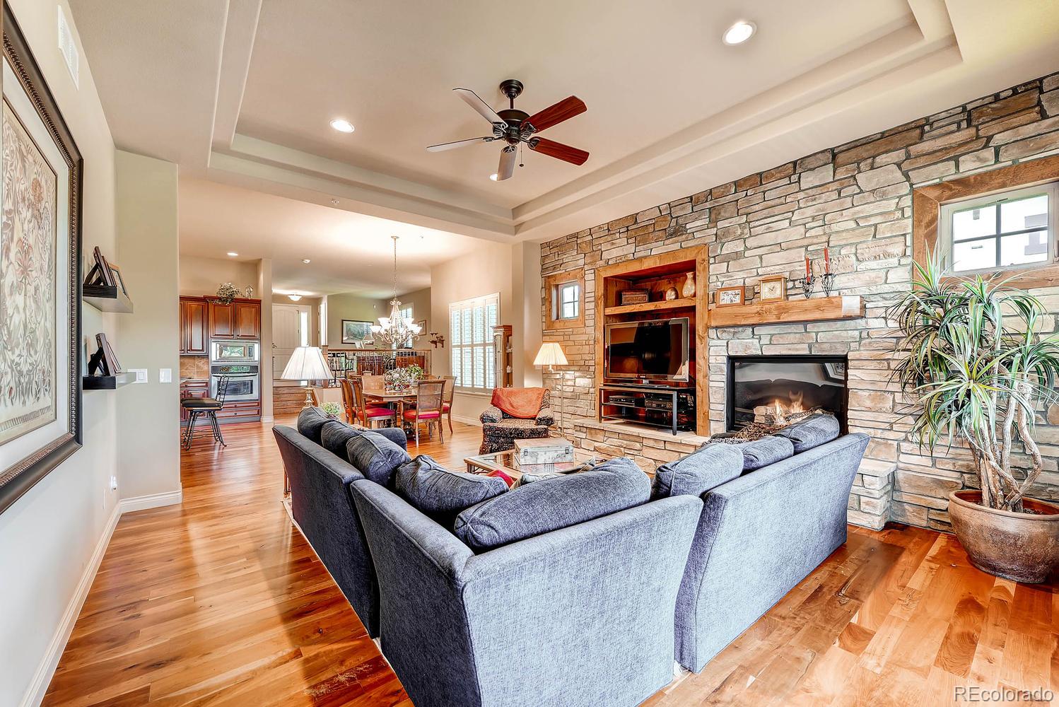 4306 Chateau Ridge Road Castle Rock, CO 80108 - Photo 4 of 28 Gallery Image 4
