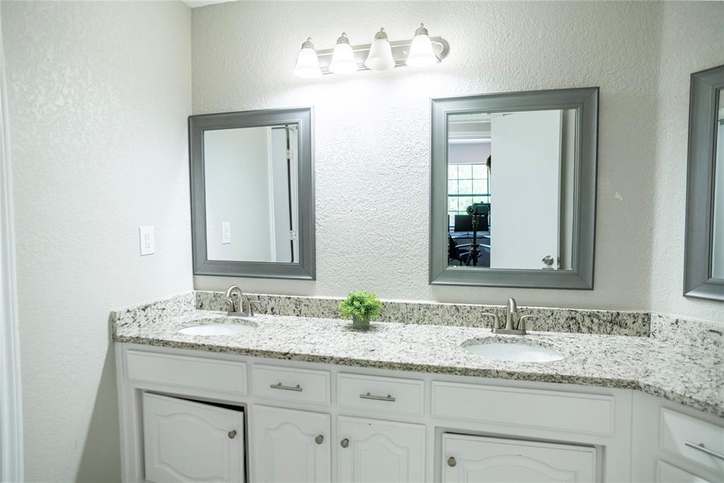 696 Indian Trail Decatur, TX 76234 - Photo 32 of 38