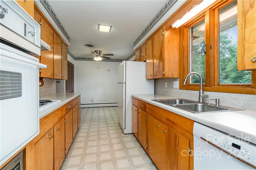 5146 Barrier Road Concord, NC 28025 - Photo 16 of 30