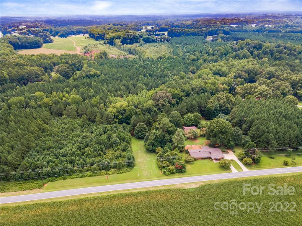 5146 Barrier Road Concord, NC 28025 - Photo 3 of 30
