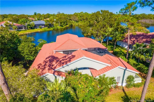 $599,900 | 1514 Northwest Sawgrass Way, Palm City, FL 34990