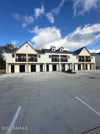 $299,000 | 1510 Kaliste Saloom Road, Unit 105, Lafayette, LA 70508