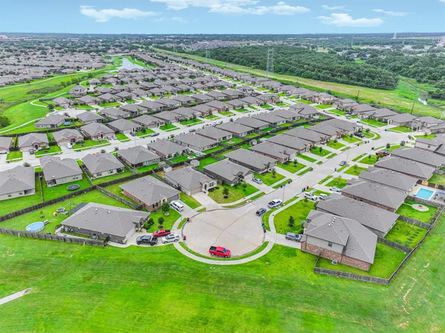 $269,000 | 3930 Hawaiian Court, Baytown, TX 77521