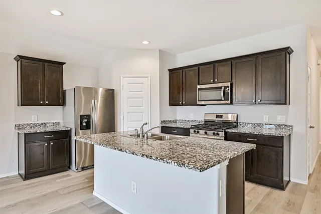 $269,000 | 3930 Hawaiian Court, Baytown, TX 77521