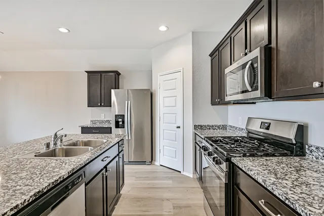 $269,000 | 3930 Hawaiian Court, Baytown, TX 77521