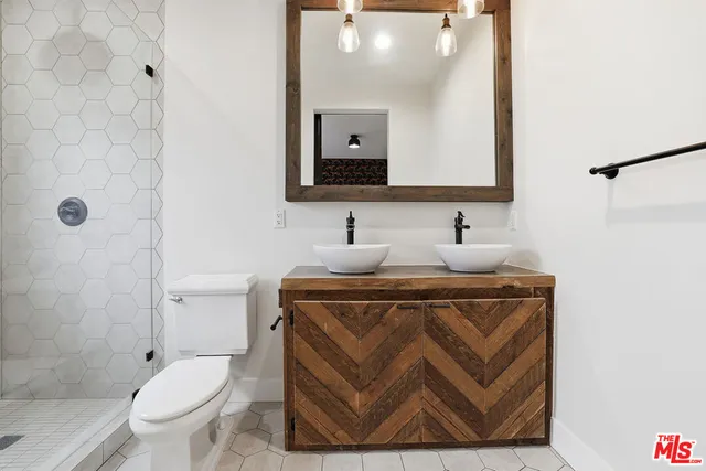 $9,000 | 5226 Rockland Avenue, Los Angeles, CA 90041