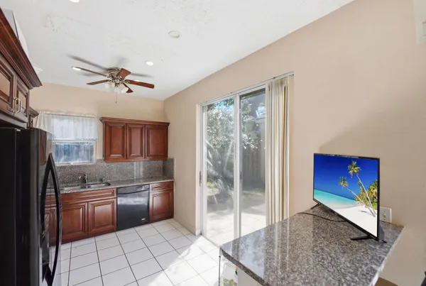 $3,200 | 1239 Sussex Street, Boynton Beach, FL 33436