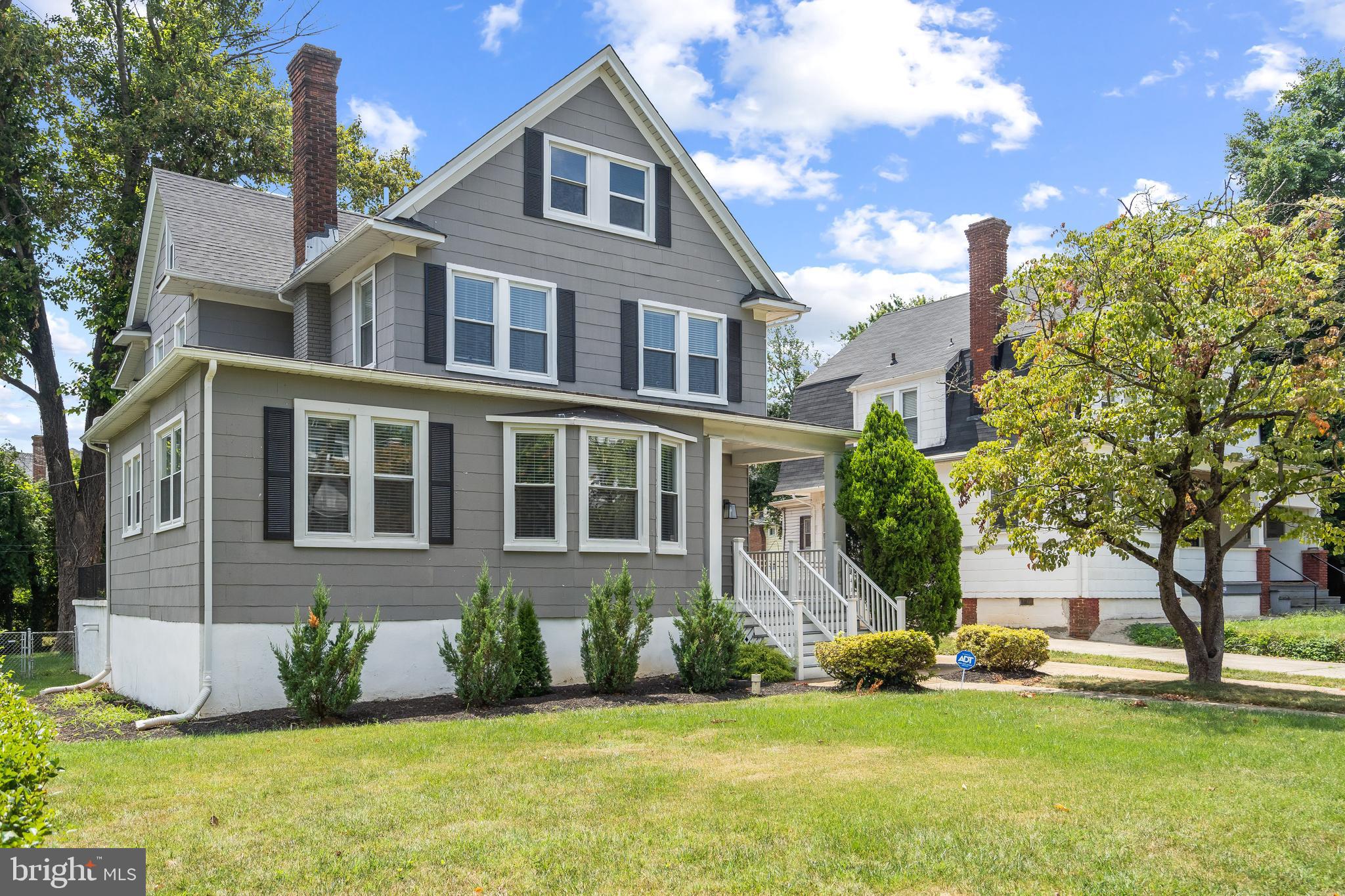 3803 Dorchester Road Baltimore, MD 21215 - Photo 2 of 45 Charming Landscaping