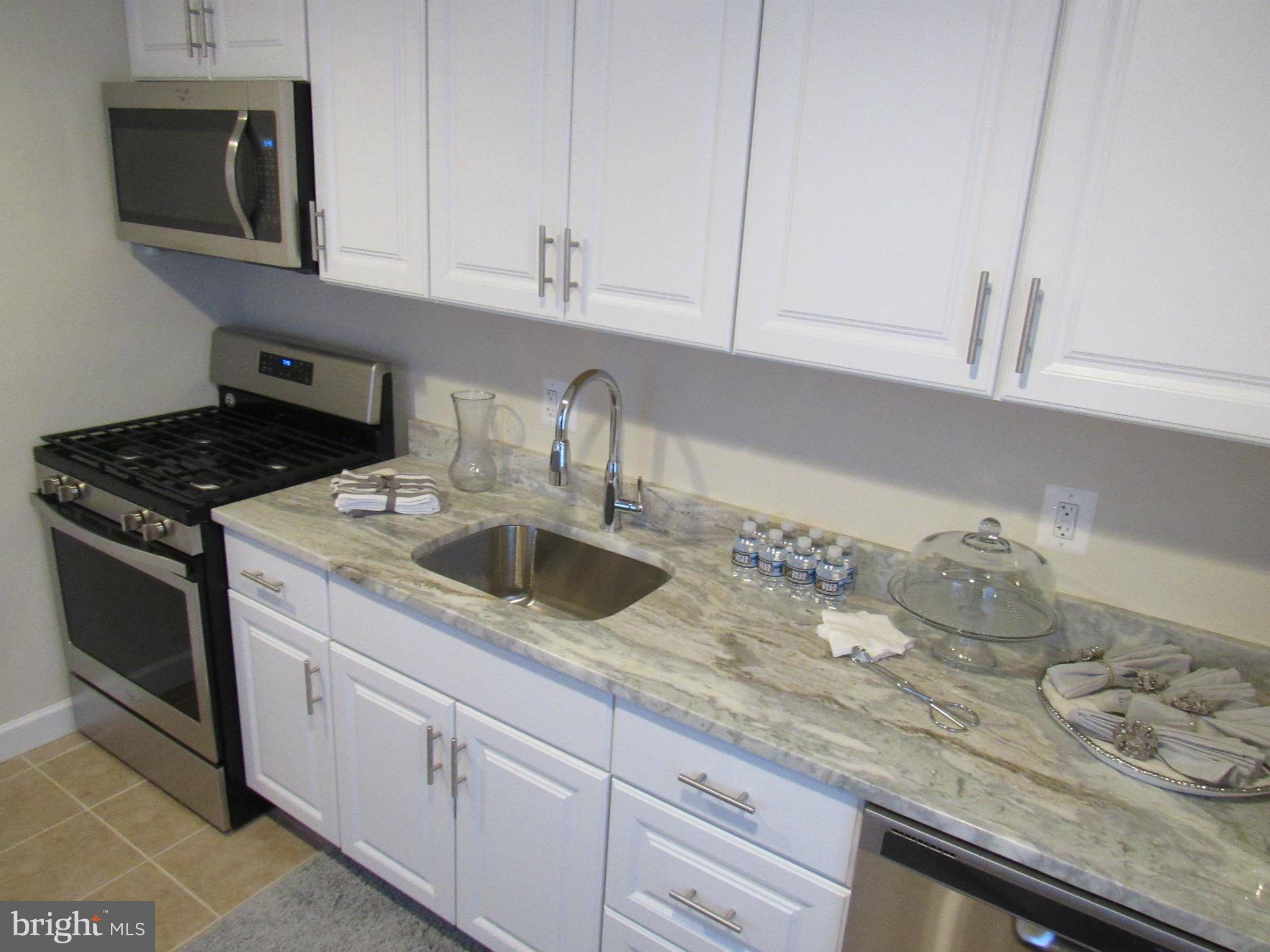 5706 Addison Road Capitol Heights, MD 20743 - Photo 7 of 23 Kitchen