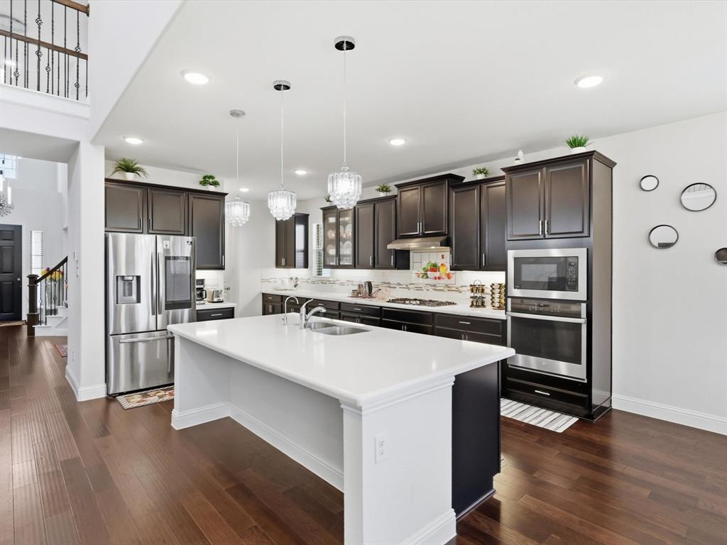 Large Kitchen with Quartz Counter tops 