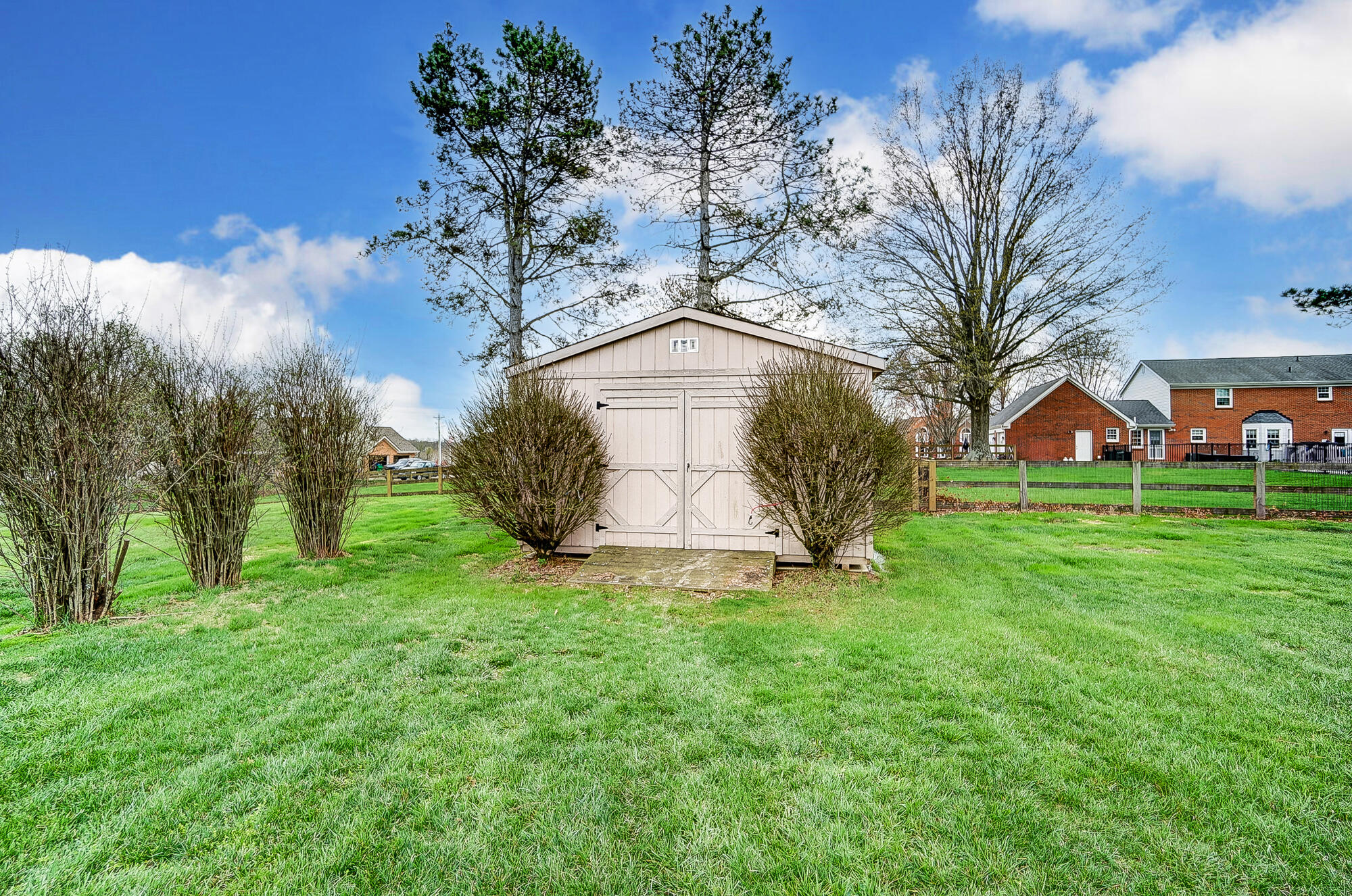 7895 Pleasant Valley Road Florence, KY 41042 - Photo 39 of 40 Gallery Image 39